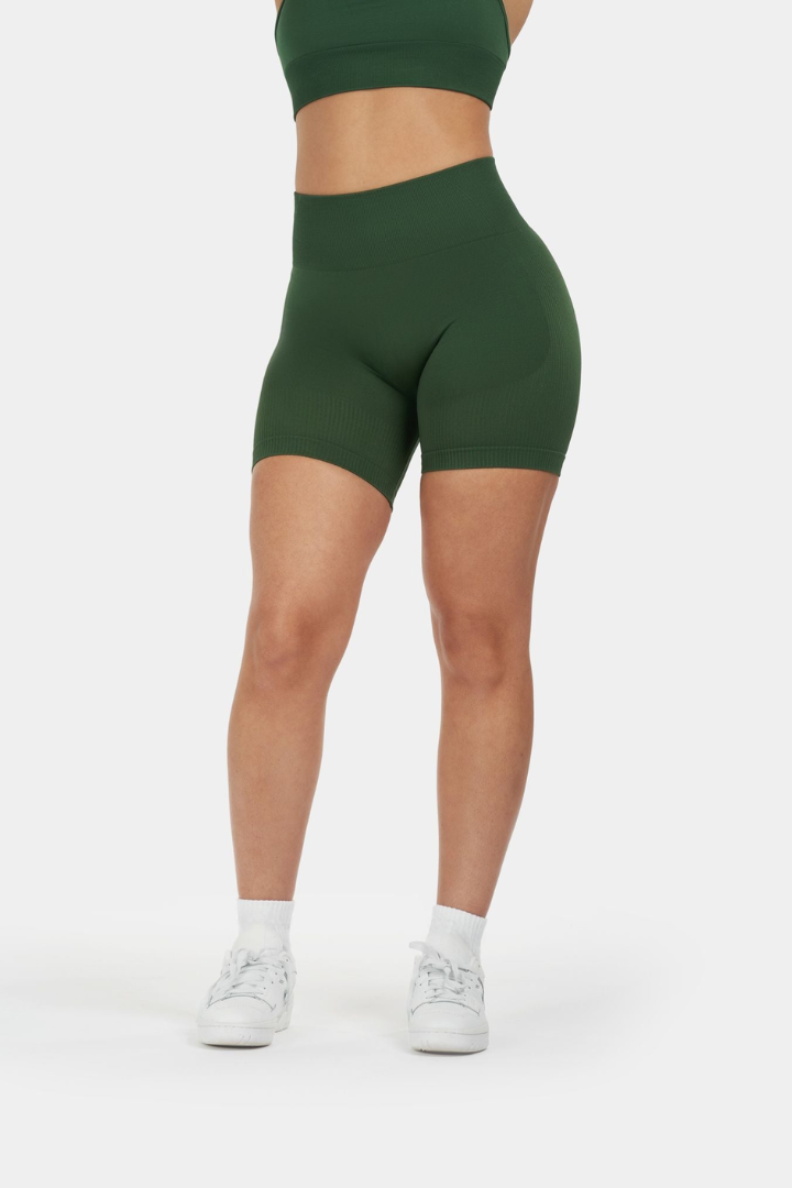 Seamless Sculpt Ribbed Contour Shorts – Palm Green